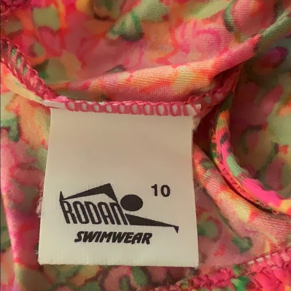 Two Piece (girls 10) Swimsuit - Picture 5 of 6